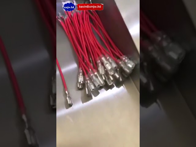 全自动电线裁剪剥皮压接端子穿套管一体机